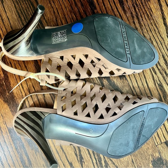 Nine West strappy sandals with heels - Picture 2 of 2